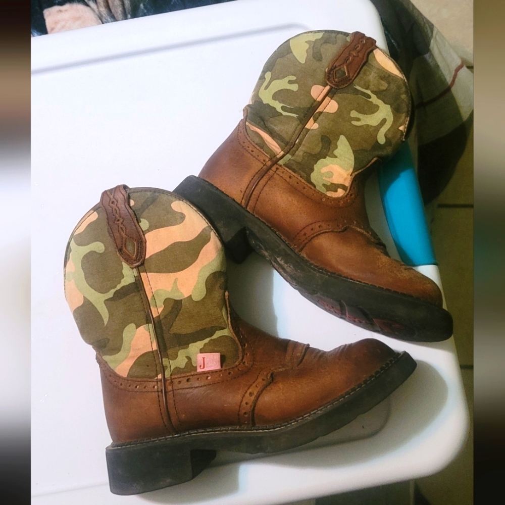 Justin boots